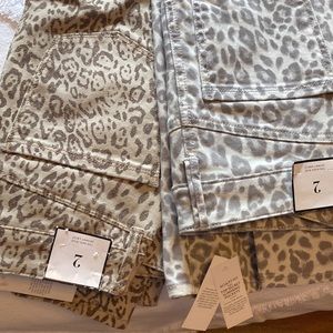 White House, Black market CHEETAH DENIM PANTS SZ 2 NWT